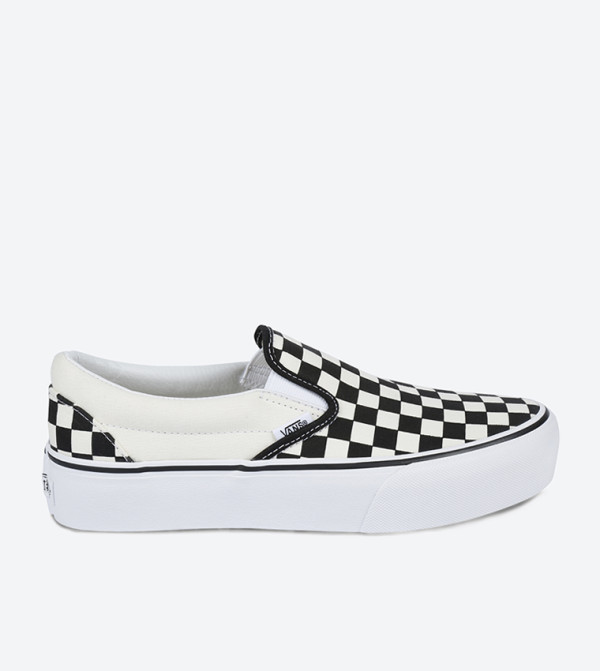 vans black on black checkered slip ons