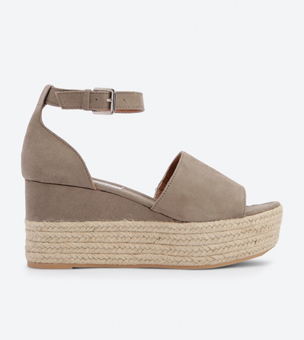 steve madden apolo wedge sandal