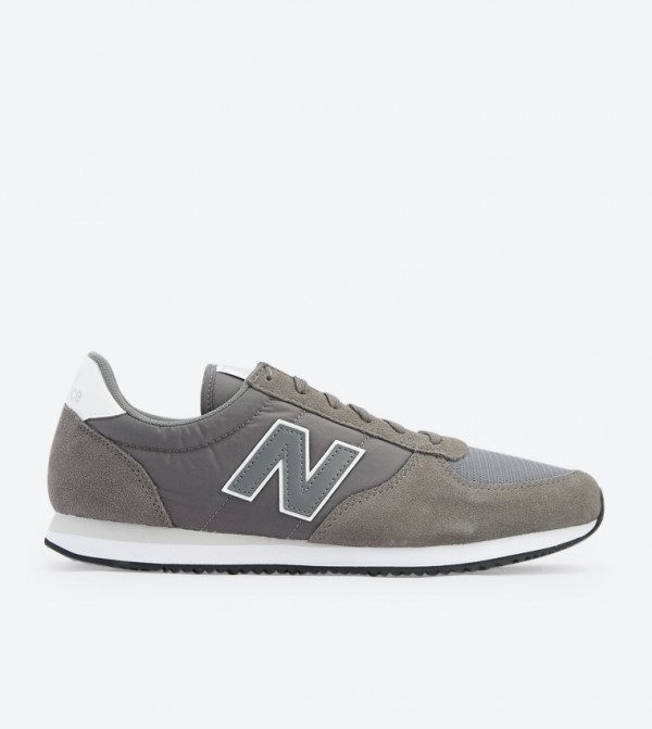 new balance ml 711