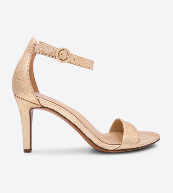 naturalizer kinsley red