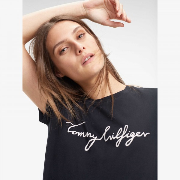 tommy hilfiger heritage crew neck