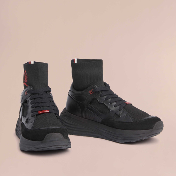 chunky trainers black