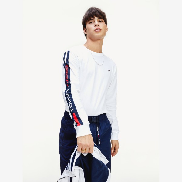 tommy hilfiger tape t shirt