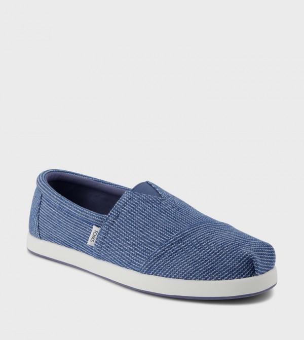 Round Toe Striped Slip-On Shoes