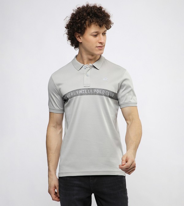 تيشيرت بولو  بطبعة شعار وكم قصير