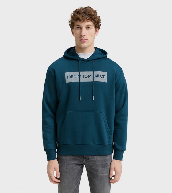 هودي بطبعة شعار وكم طويل 