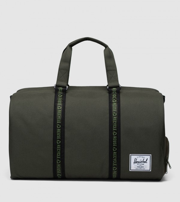 Herschel novel shop duffle black crosshatch