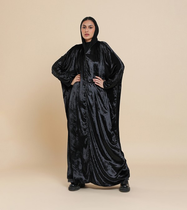 عباية بأكمام طويلة