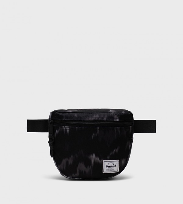 Herschel fifteen black clearance