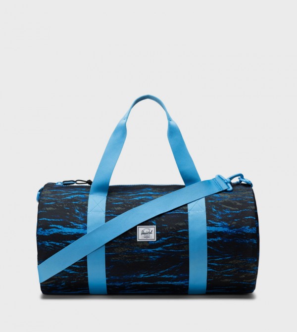 Buy Herschel Classic Printed Duffle Bag In Blue 6thStreet Qatar