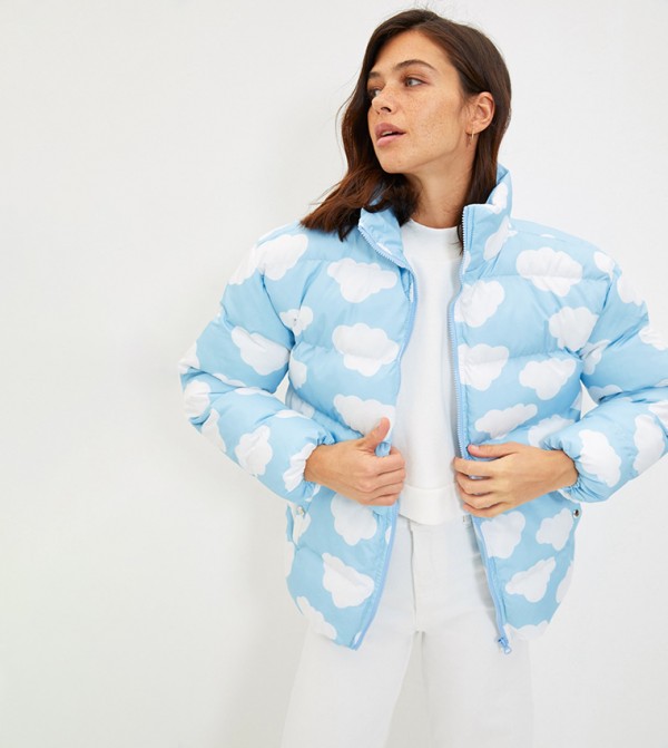 Buy Trendyol Cloud Pattern Puffer Jacket In Blue 6thStreet Oman