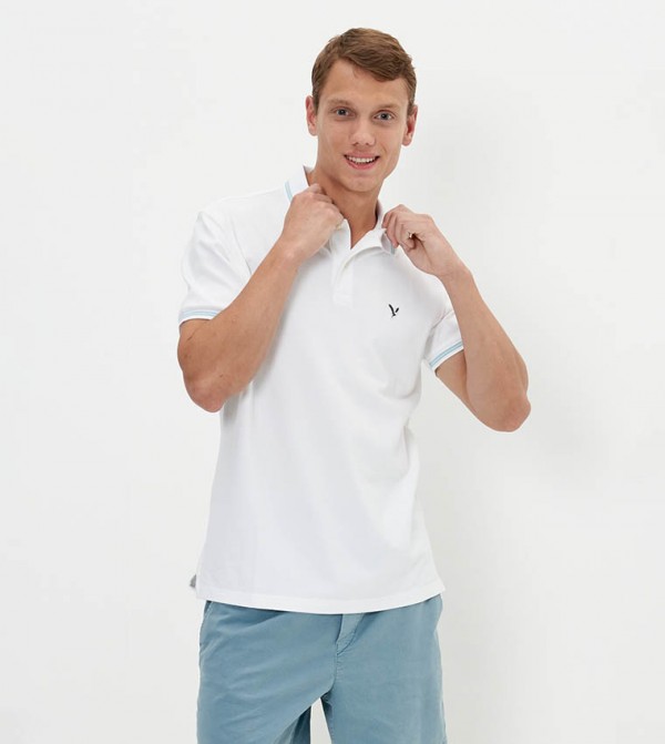 Buy American Eagle Tipped Pique Polo T Shirt In White 6thStreet Bahrain