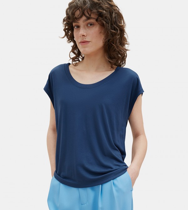 Solid Short Sleeves T-Shirt