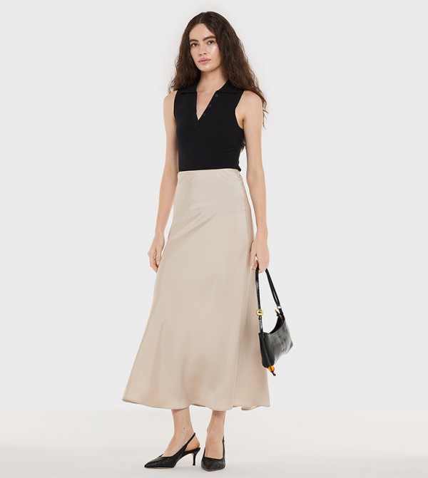 Knitted Collared Sleeveless Top