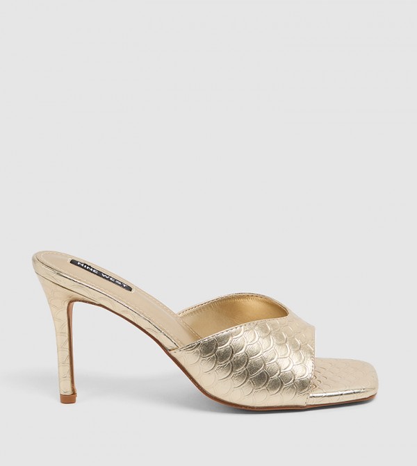 D-SUMMER Textured Heel Sandals