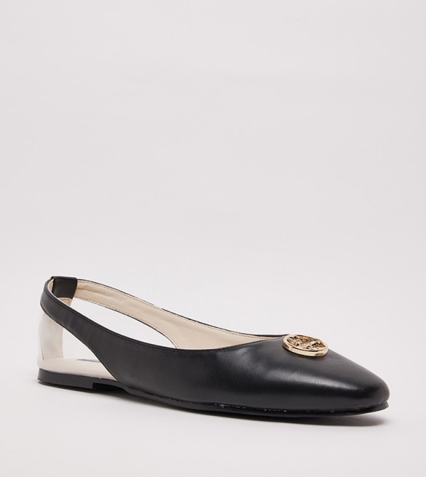 D-WEB Metal Accent Flat Shoes