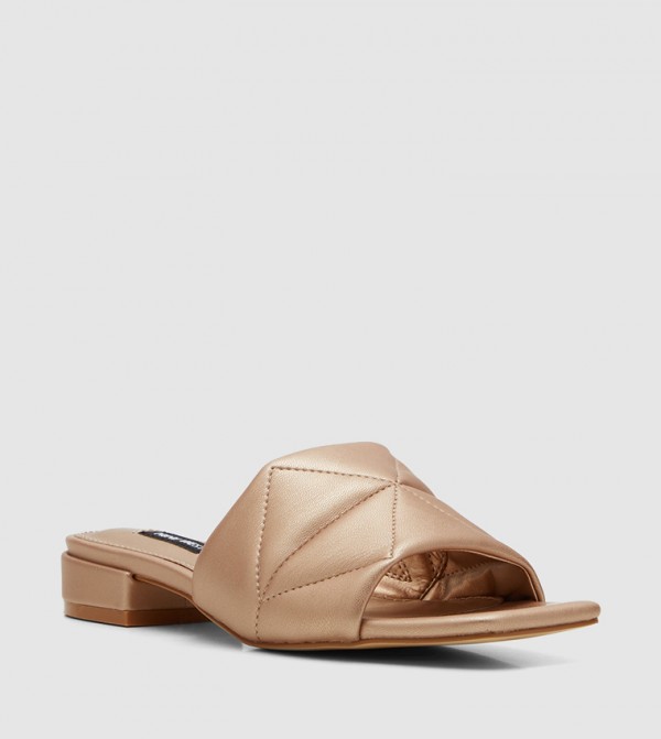 SIA Quilted Flat Sandals