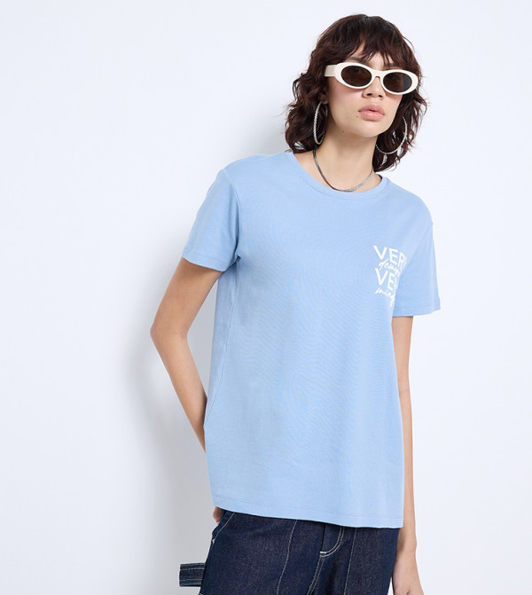 تيشيرت اوفرسايز بطبعة ورقبة مستديرة