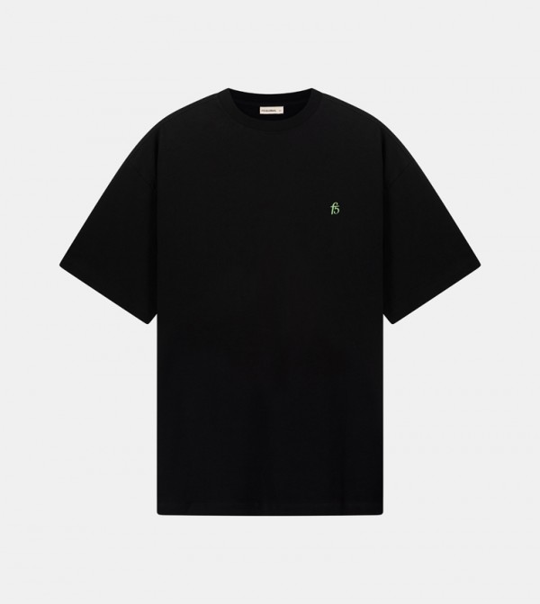 تيشيرت واسع سادة بأكمام قصيرة