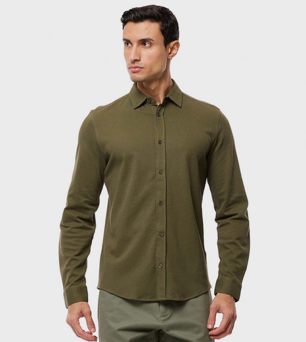 Solid Shirt with Classic Collar and Long Sleeves