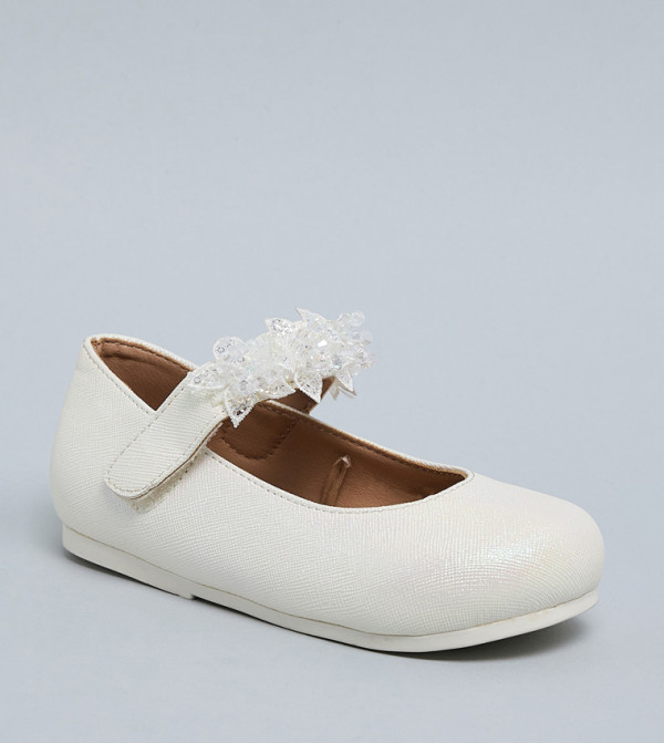 Appliqued Mary Jane Shoes