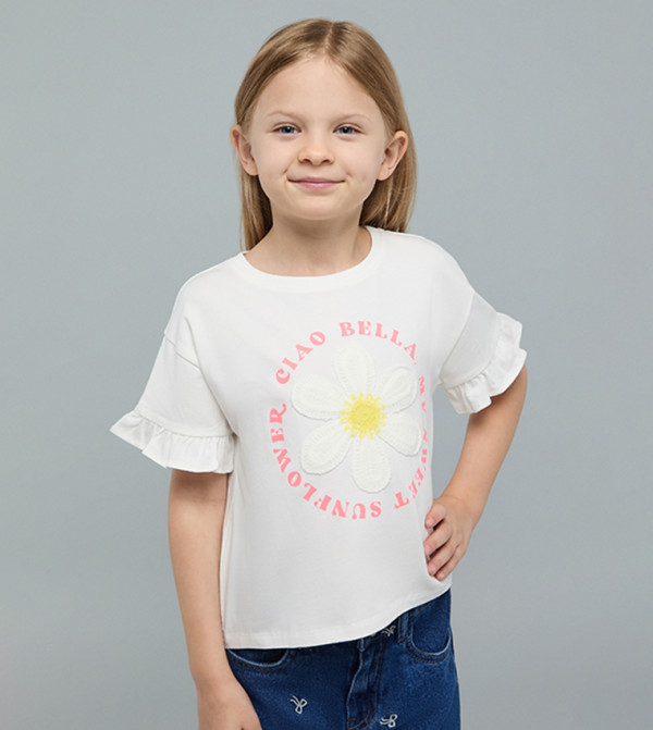 تيشيرت كروشيه وقبة مستديرة وكم قصير 