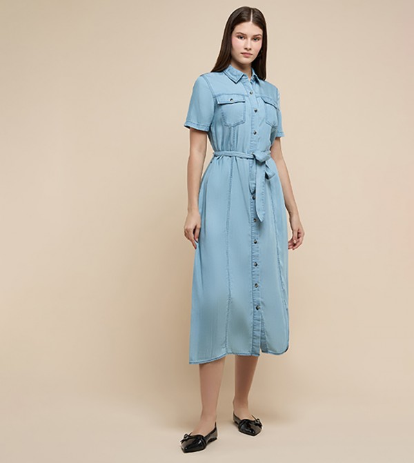 Washed Denim Shirt Dress with Classic Collar and Short Sleeves