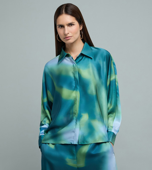 Patterned Shirt with Classic Collar and Long Sleeves