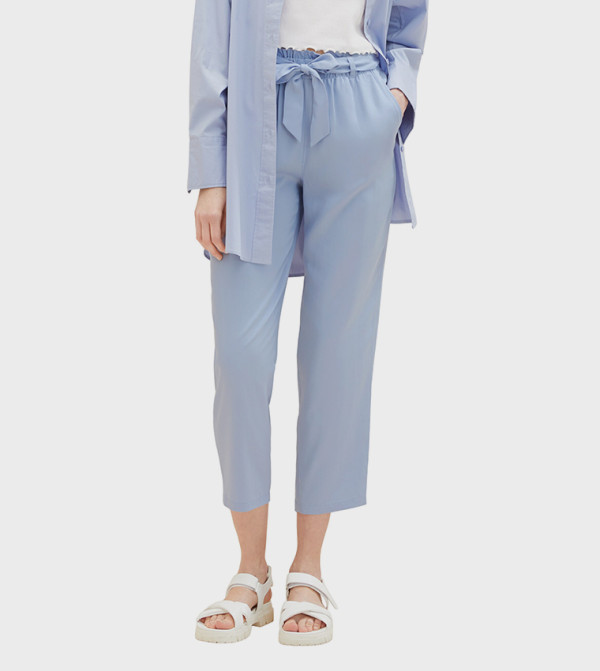 بنطال بحزام 