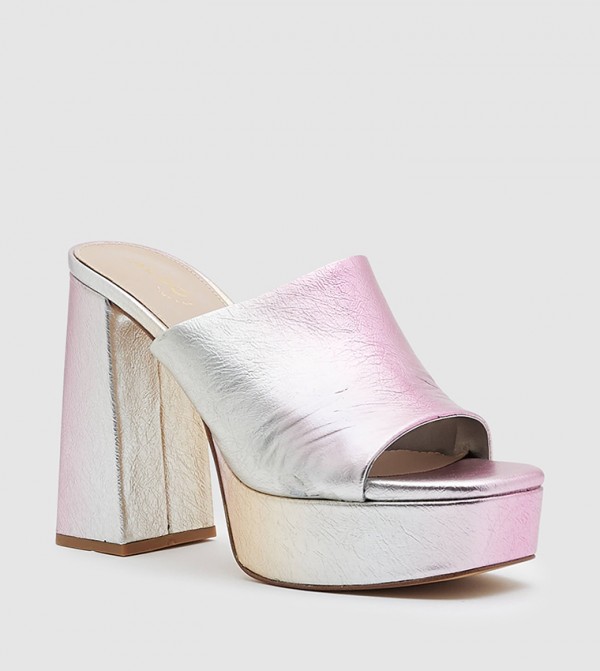 CASSEY Block Heel Sandals