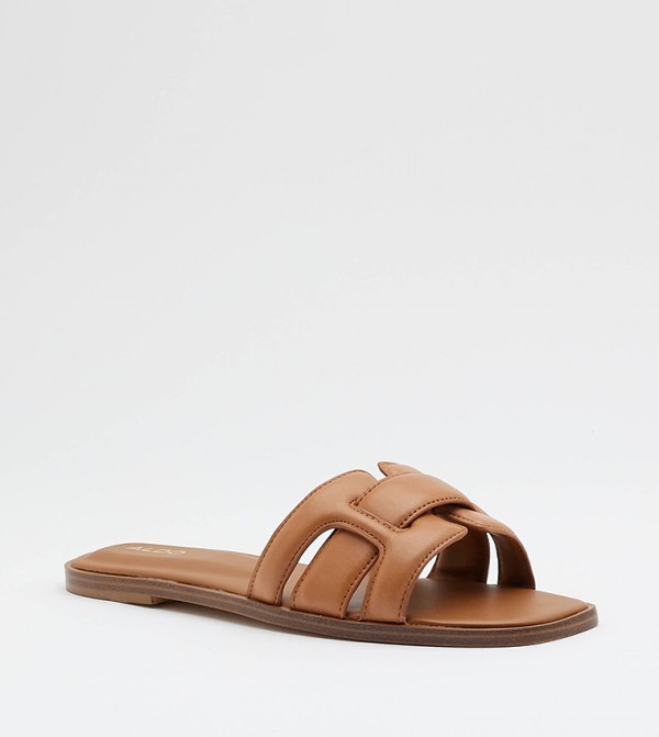 ELENAA Square Toe Flat Sandals