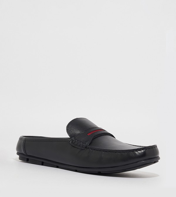 ALFRED Textured Square Toe Loafers