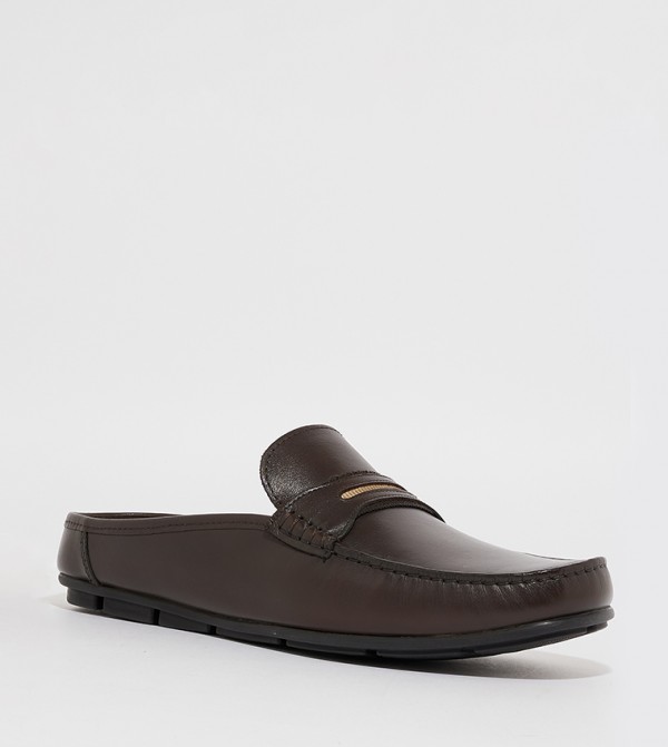 ALFRED Textured Square Toe Loafers