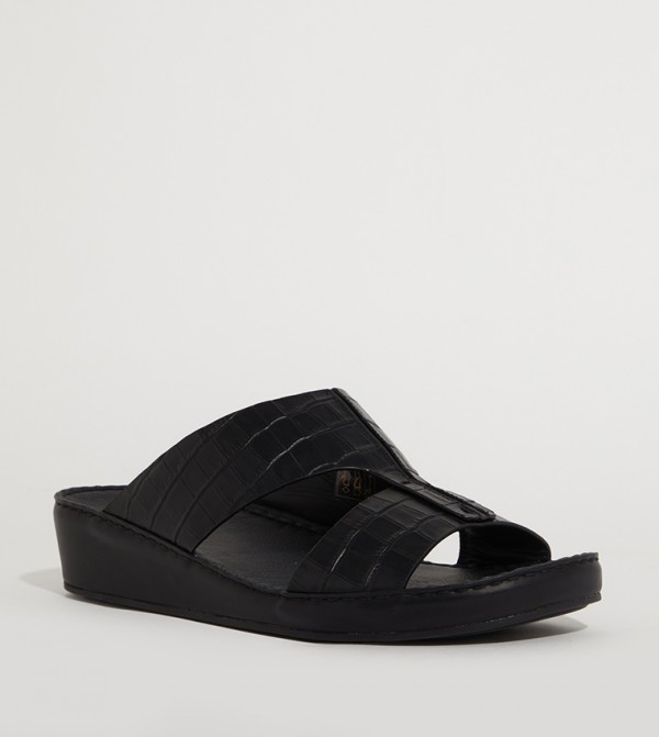 HASSAN Textured Arabic Sandals