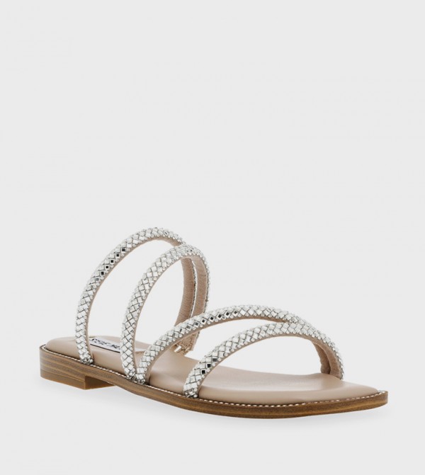 Buy Steve Madden Starie Embellished Flat Sandals In Silver Thstreet Uae