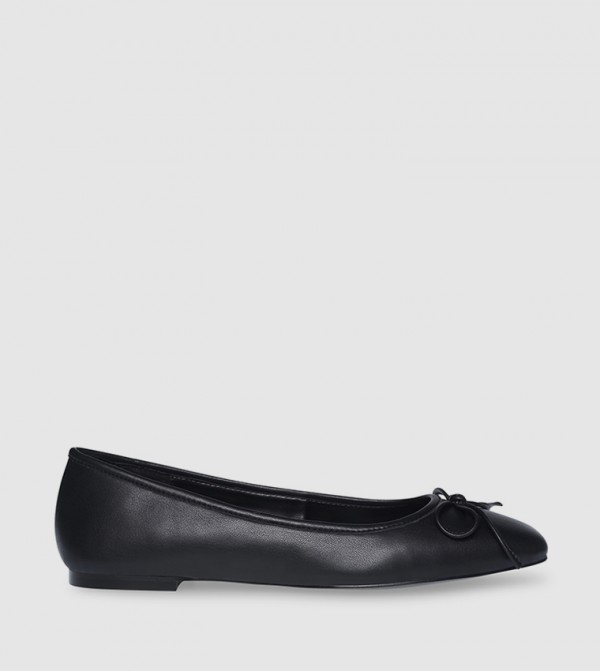 Buy Steve Madden QUEENLY Square Toe Ballerinas In Black | 6thStreet Qatar