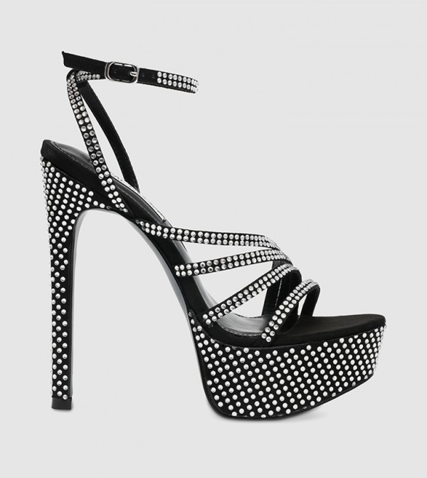 Black and white sandals best sale with heel