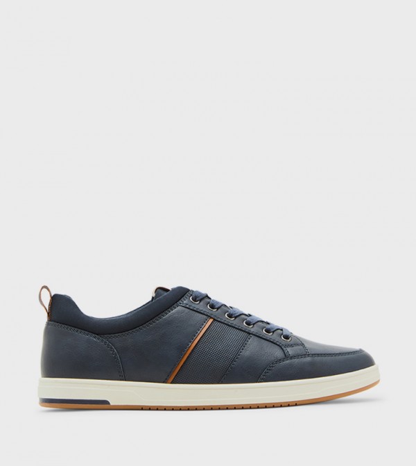 MBLYNKK Lace-Up Sneakers