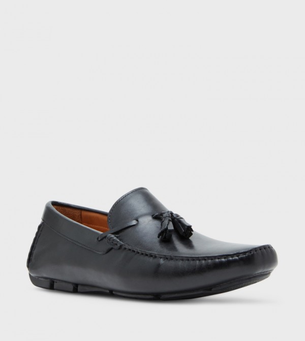 WAISTEN Tassel Detail Moccasins