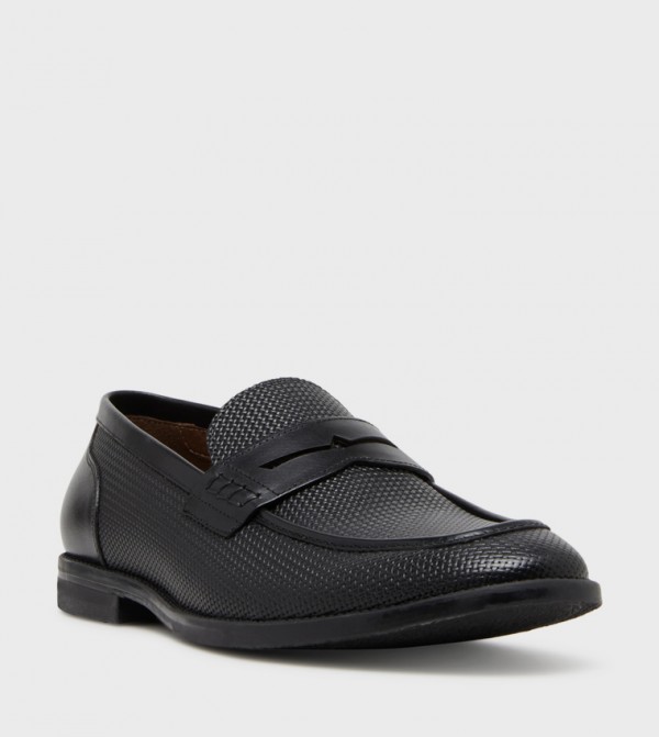 LIONNI Textured Formal Slip-Ons