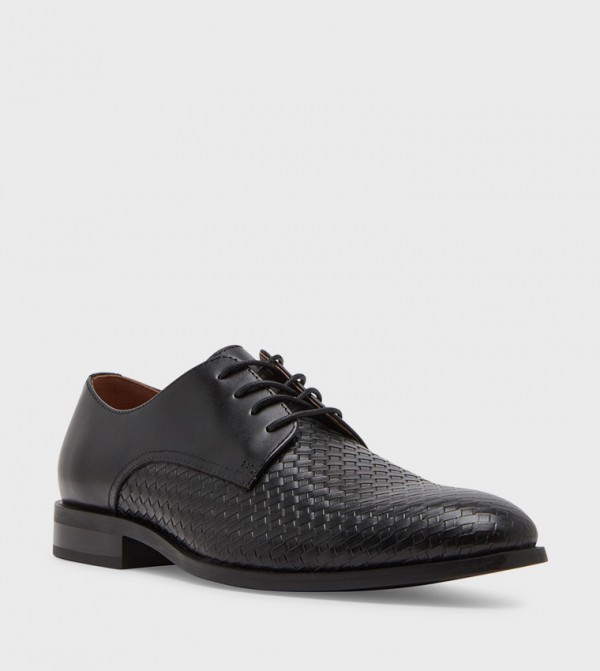 FAIRFAX Textured Lace-Up Formal Shoes
