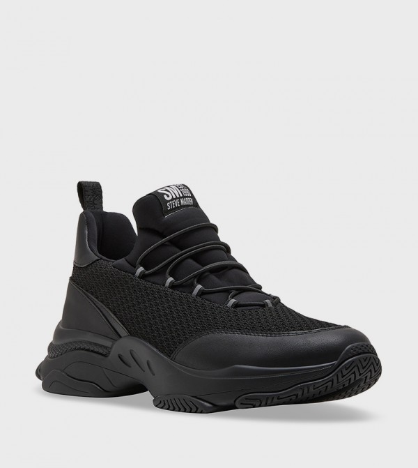 YOLANDO Mesh Runner Sneakers