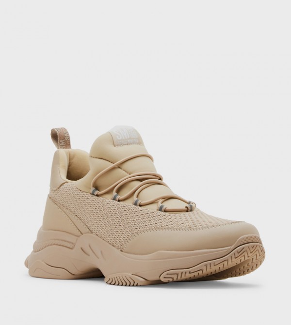 YOLANDO Mesh Runner Sneakers