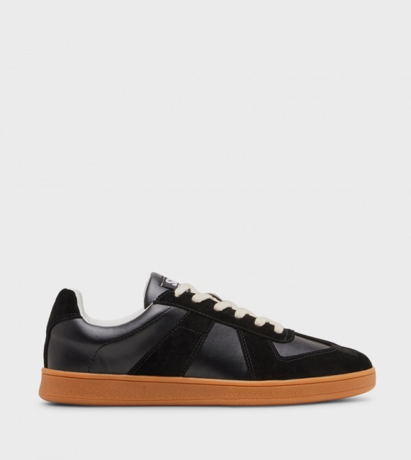 WALTOR Lace-Up Sneakers