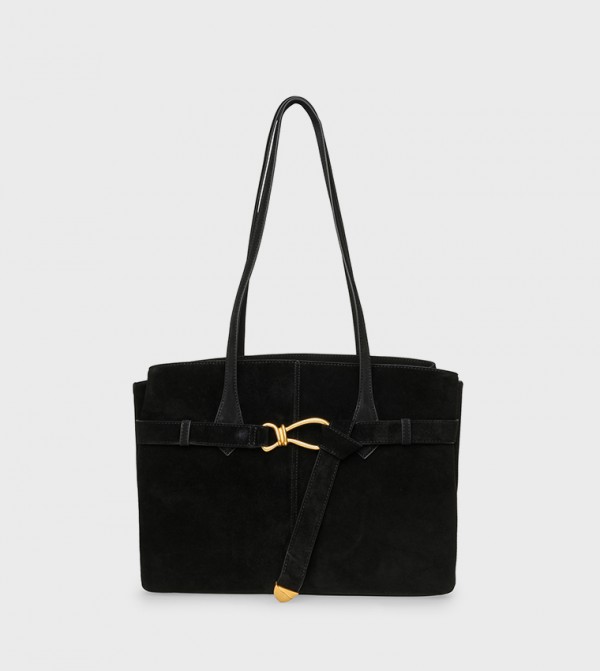 حقيبة كتف مزينة بإكسسوارات