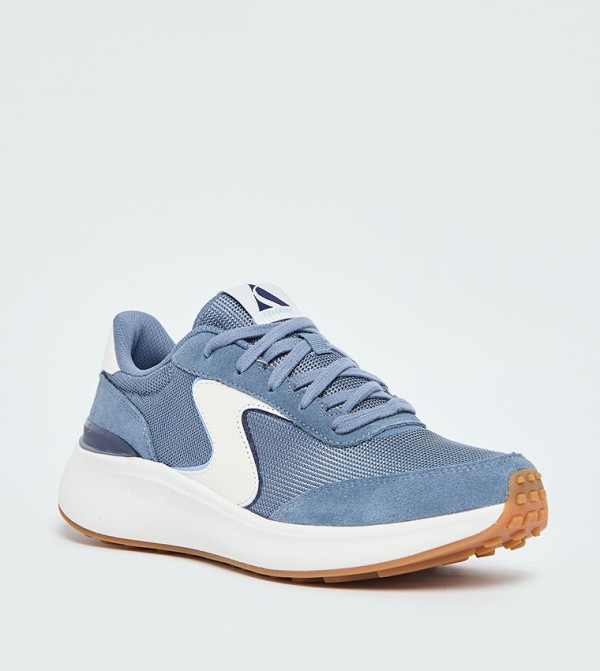 BLVD RETRO REVIVAL Lace-Up Sneakers