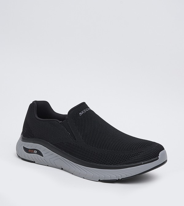 Arch Fit Crosser Casual Slip-On Shoes