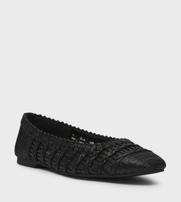 WARM-UP Textured Round Toe Ballerinas