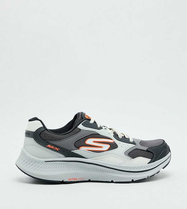 GO RUN CONSISTENT 2.0 Lace-Up Shoes