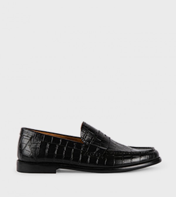 MURRAY Textured Loafers